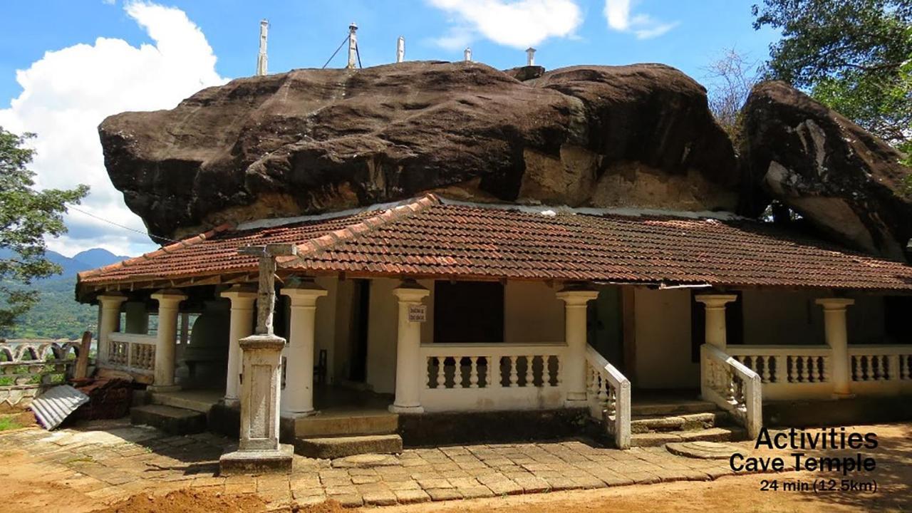 Castle Palace Kandy Bagian luar foto